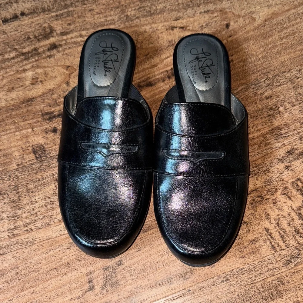 Black Leather Women’s Loafers